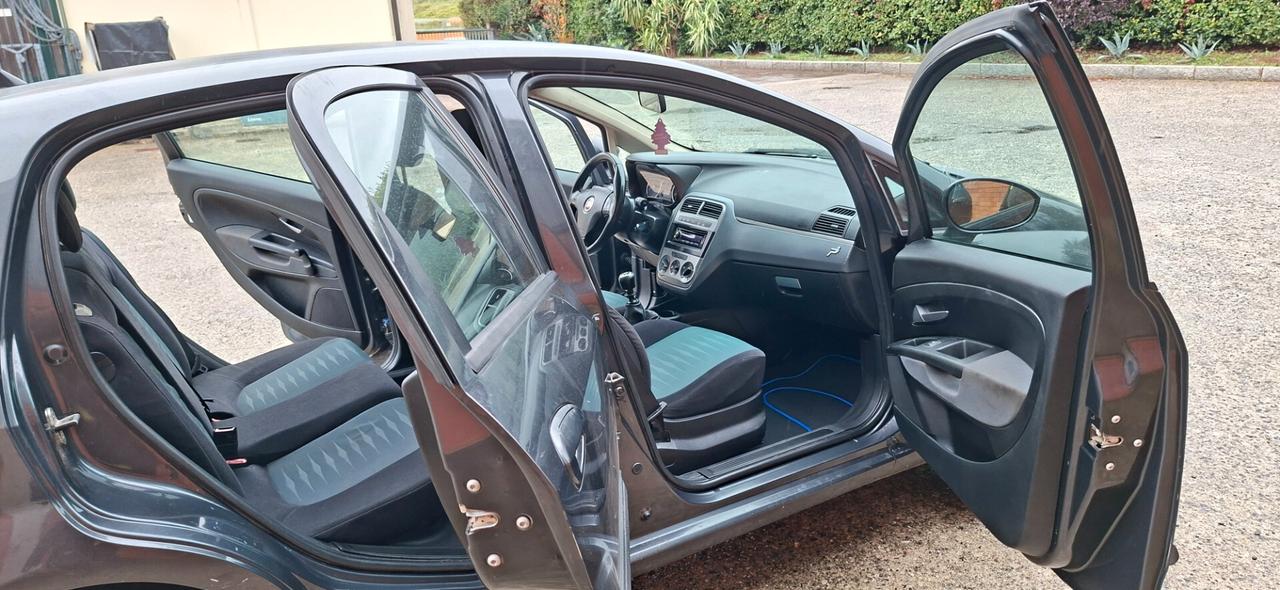 GRANDE PUNTO 1.4 5 PORTE IDEALE X NEOPATENTATI