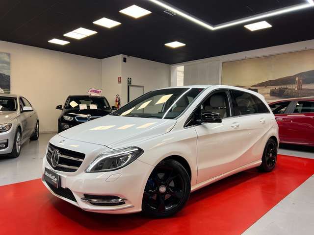 Mercedes-Benz B 180 be Executive SOLO * 54.000 KM *