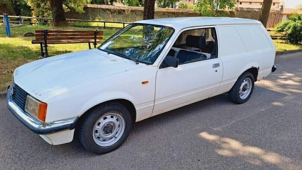 Opel delivery van