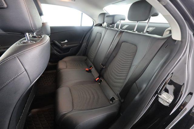 MERCEDES-BENZ A 180 A 180 d Automatic Progressive Advanced