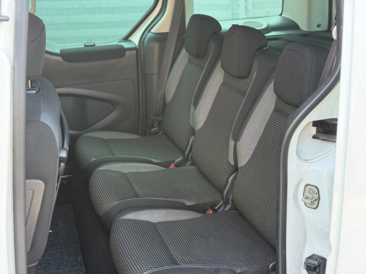 Peugeot Partner Tepee 100cv Outdoor