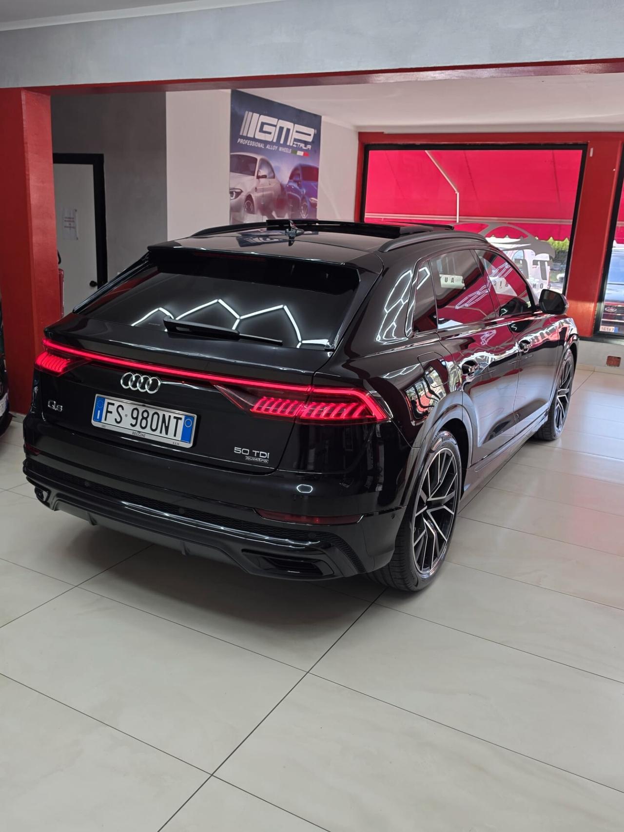 Audi Q8 50 TDI 286 CV quattro tiptronic Sport