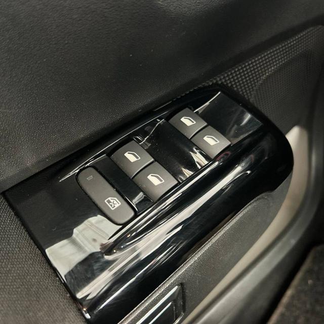 CITROEN C3 PureTech 110 S&S EAT6 Shine