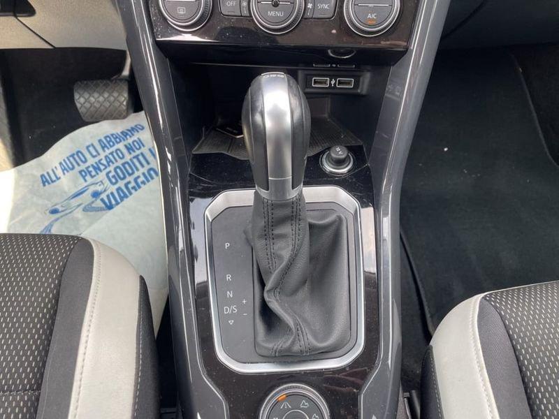 Volkswagen T-Roc 2.0 TDI ADVANCED 4MOTION DSG