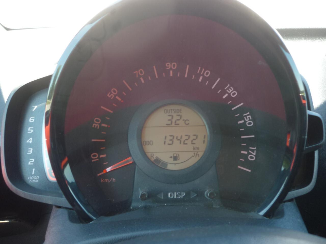 TOYOTA AYGO 1.0 VVT-i 69cv 5 Porte - x Clusiv