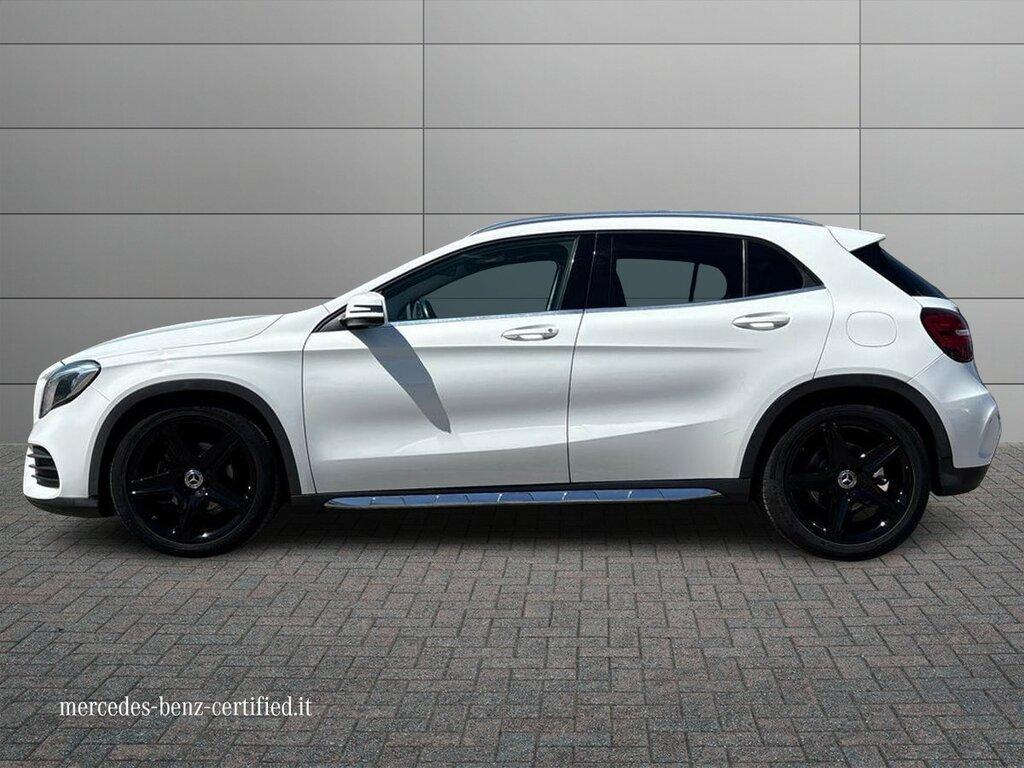 Mercedes GLA 200 200 Premium 7G-DCT