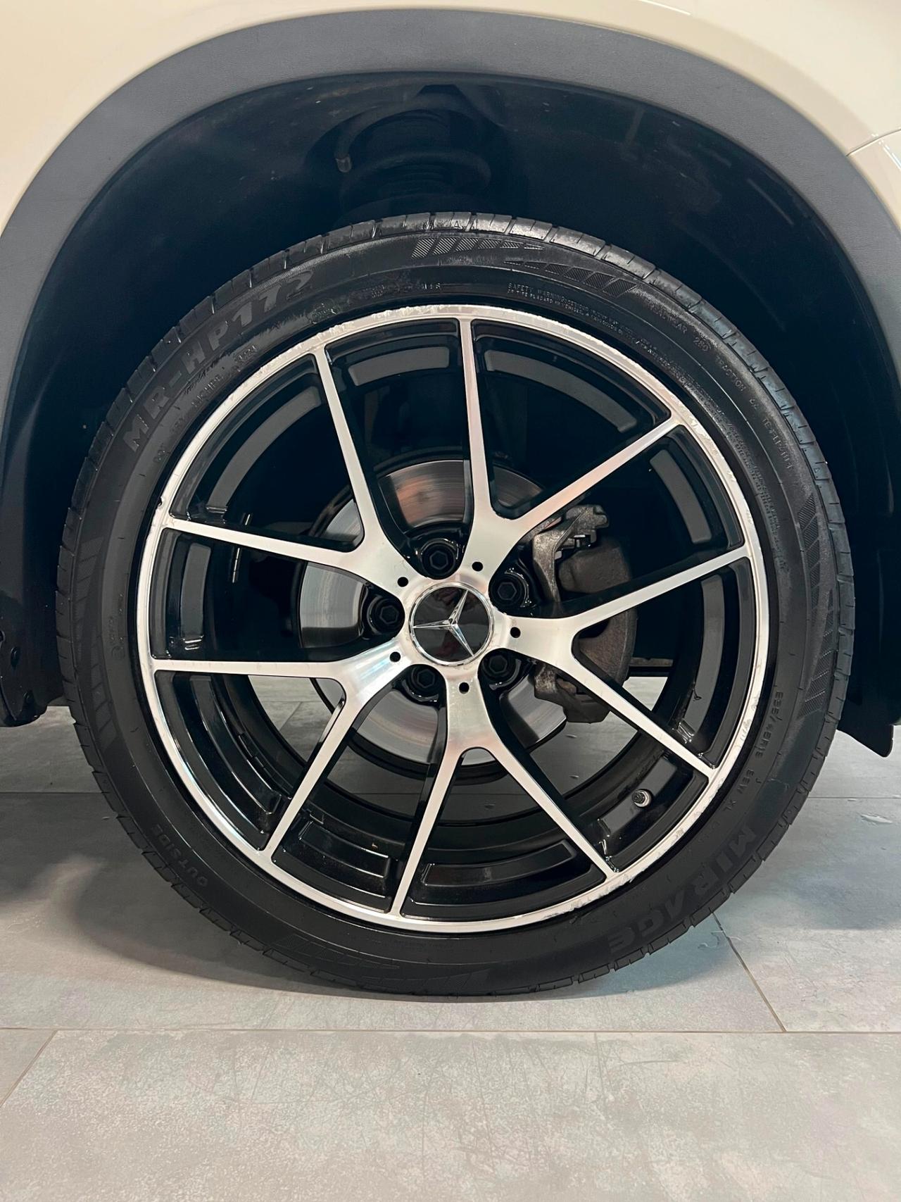 Mercedes-benz GLA 220 d Automatic 4Matic Premium