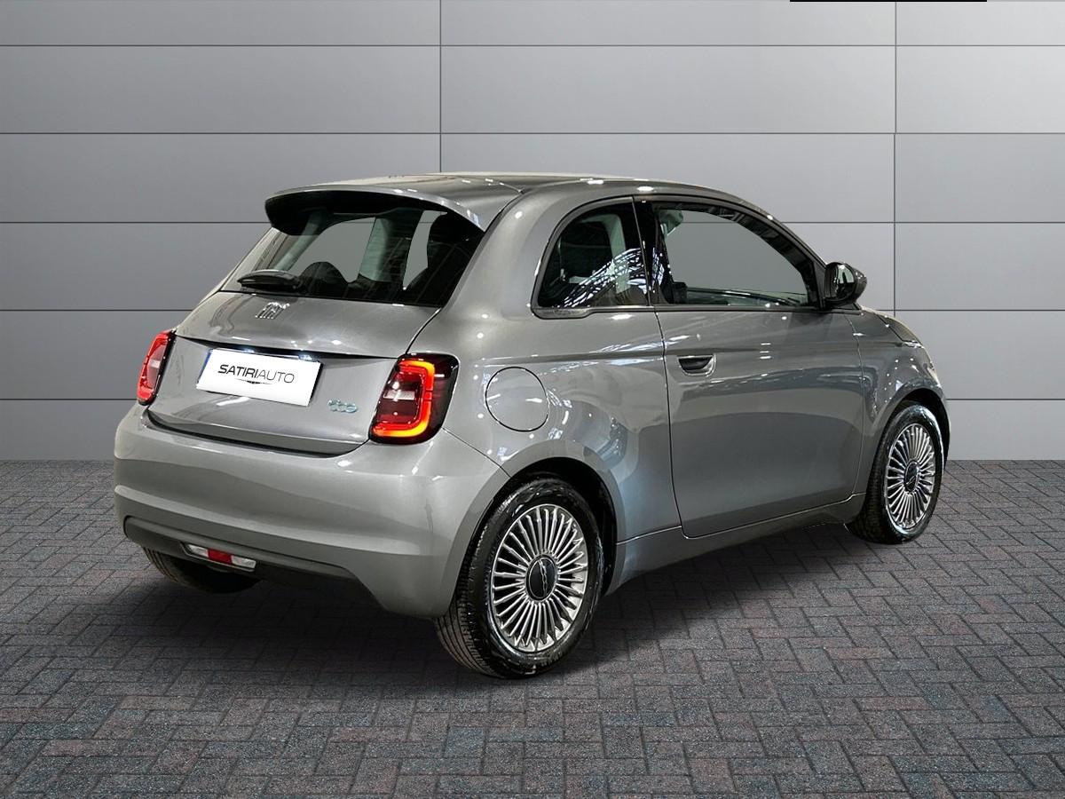 FIAT 500e - 500e 42 kWh