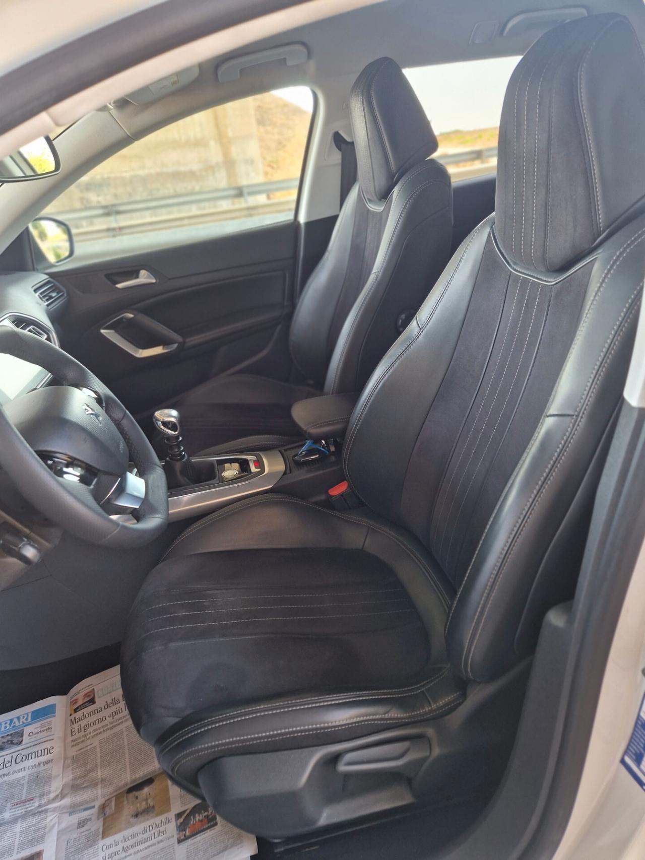Peugeot 308 BlueHDi 120 S&S SW Allure