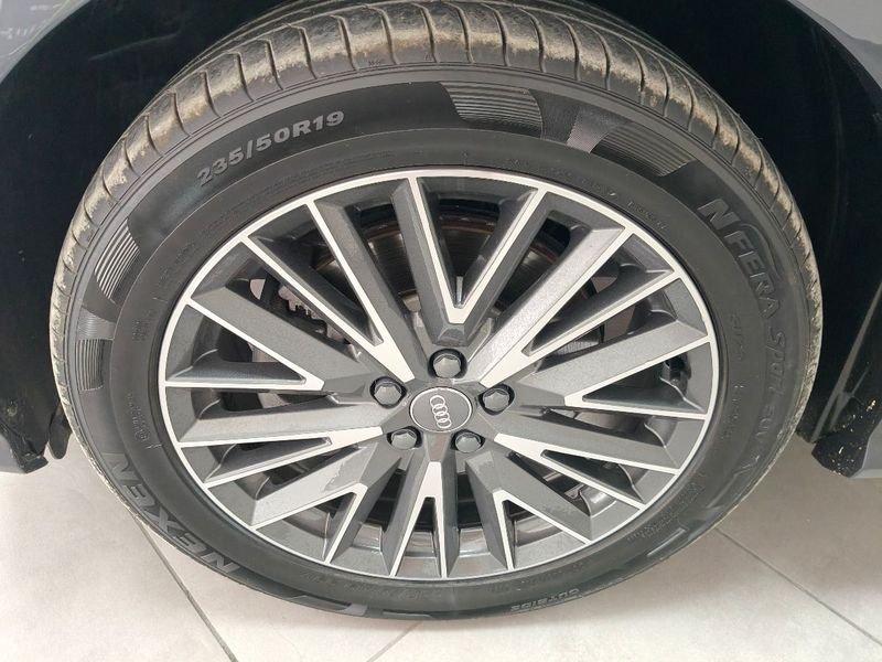 Audi Q3 Q3 40 TDI quattro S tronic Business Advanced