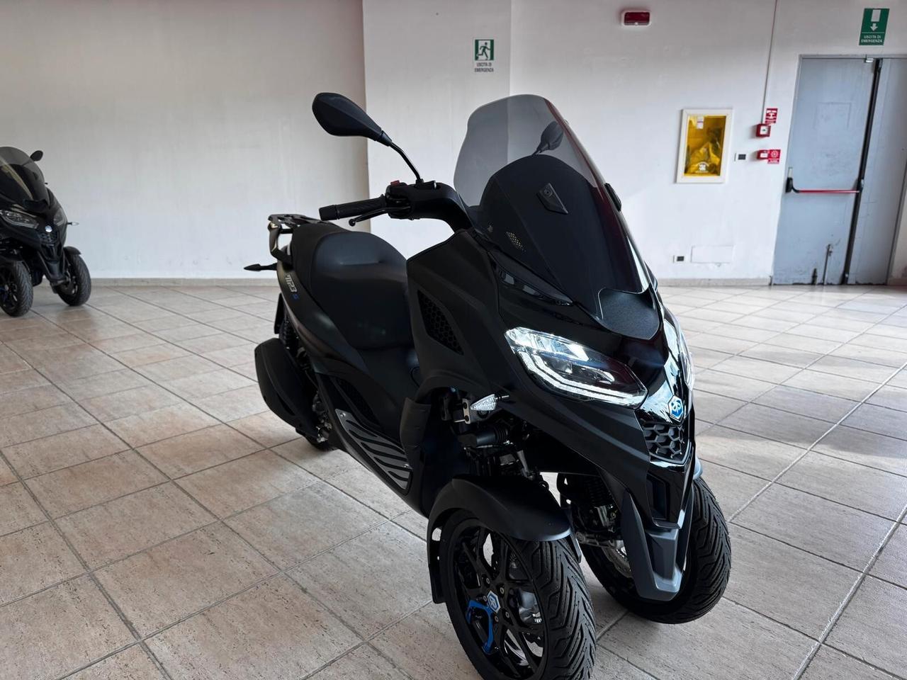 PIAGGIO MP3 310 HPE TRICICLO AZIENDALE