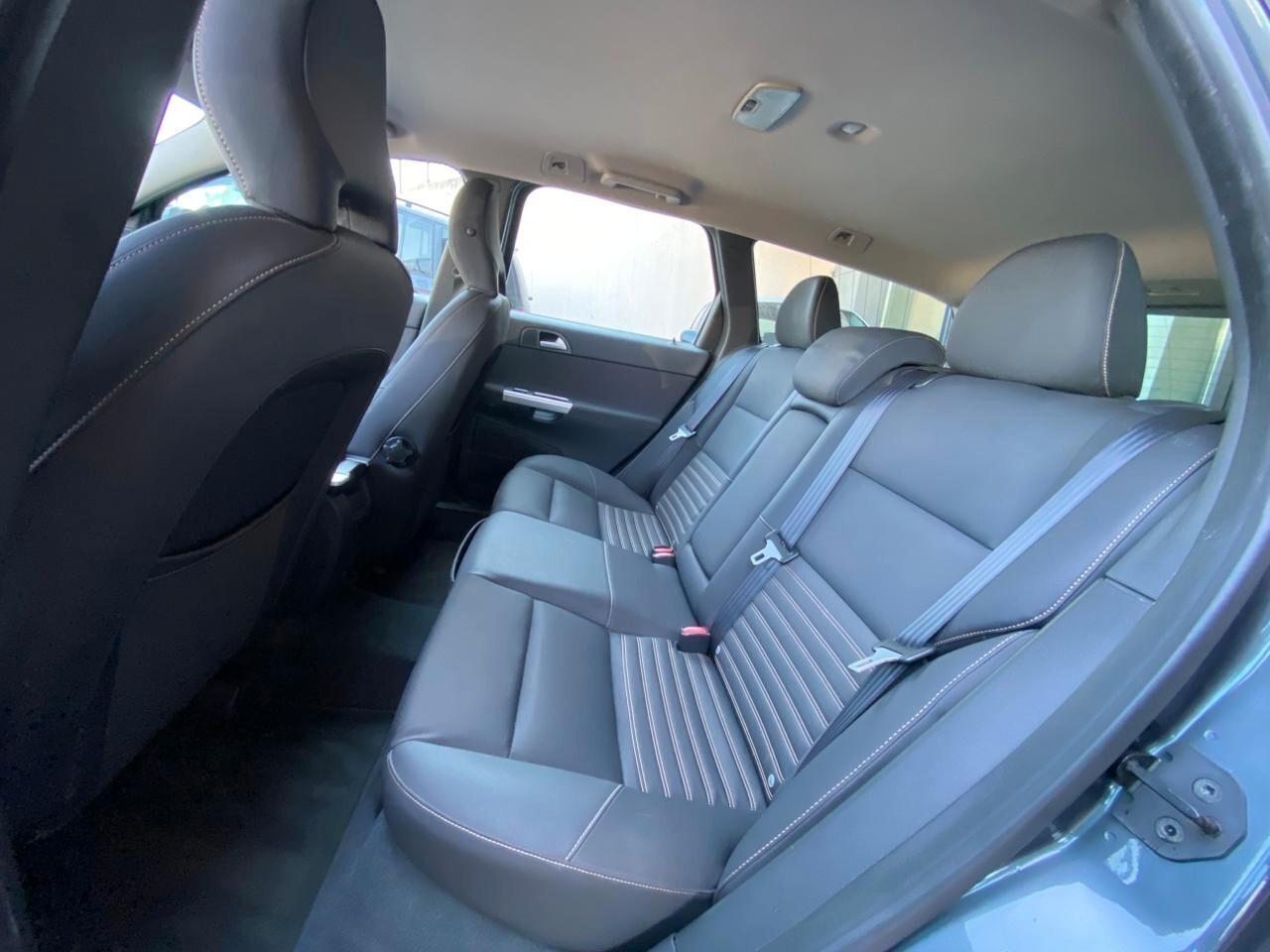 Volvo V60 DRIVe R-design