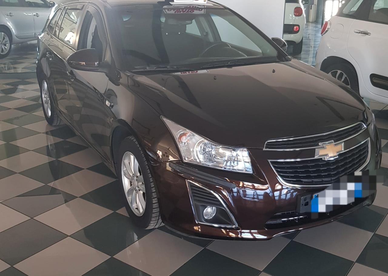 Chevrolet Cruze 1.7 Diesel Station Wagon Start/Stop LTZ