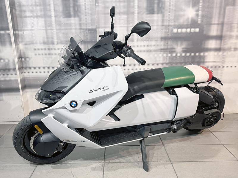 Bmw CE 04