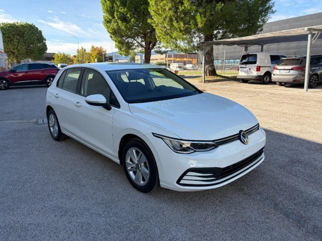 VOLKSWAGEN Golf 1.5 TGI Life