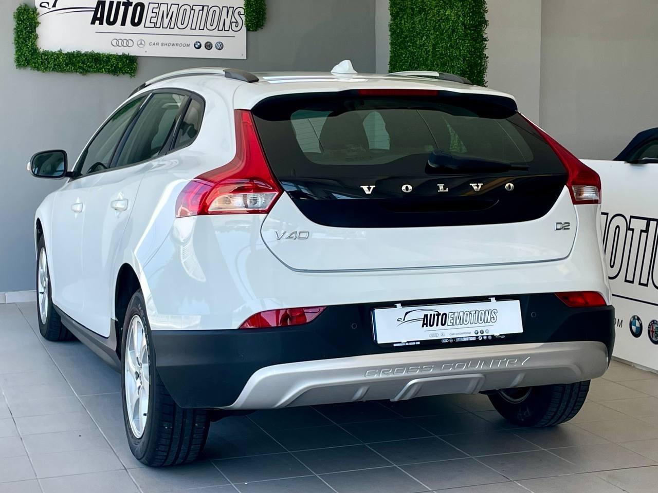 Volvo V40 Cross Country - Gancio Traino