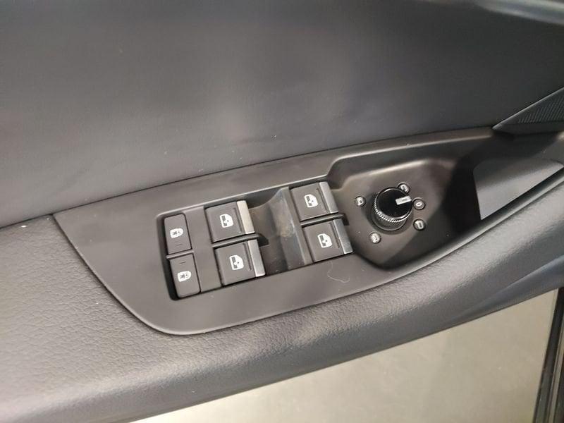 Audi A6 A6 Avant 40 2.0 tdi mhev Business Sport s-tronic