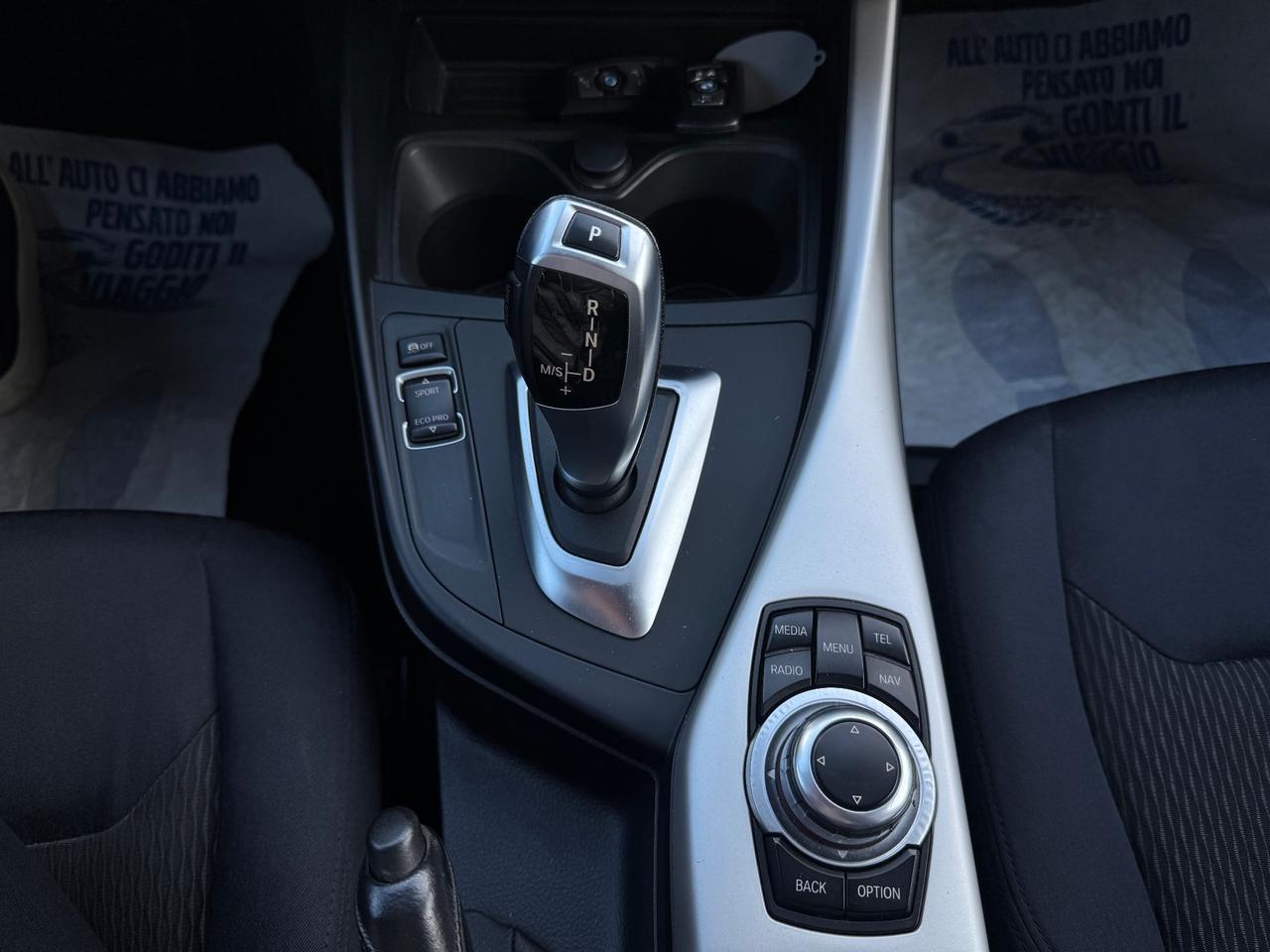 Bmw 116 116d 5p. Urban