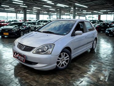 HONDA - Civic 5p 1.4 LS
