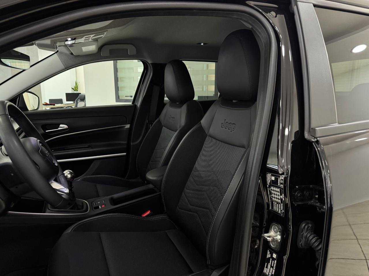 Jeep Avenger 1.2 Turbo 100 CV Summit