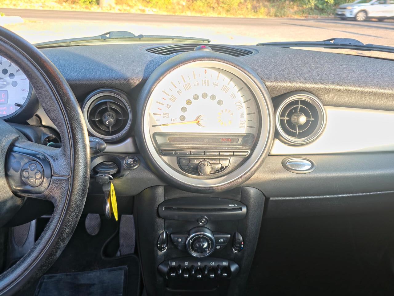 Mini 1.6 16V One CV-98 (72kW) E5 Manuale NEO 2011