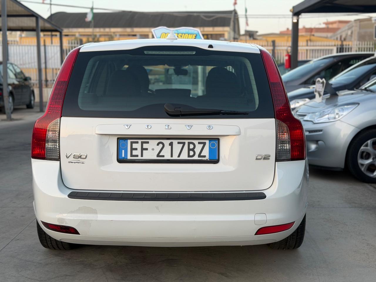 Volvo V50 1.6 DIESEL 2011 - CERCHI IN LEGA