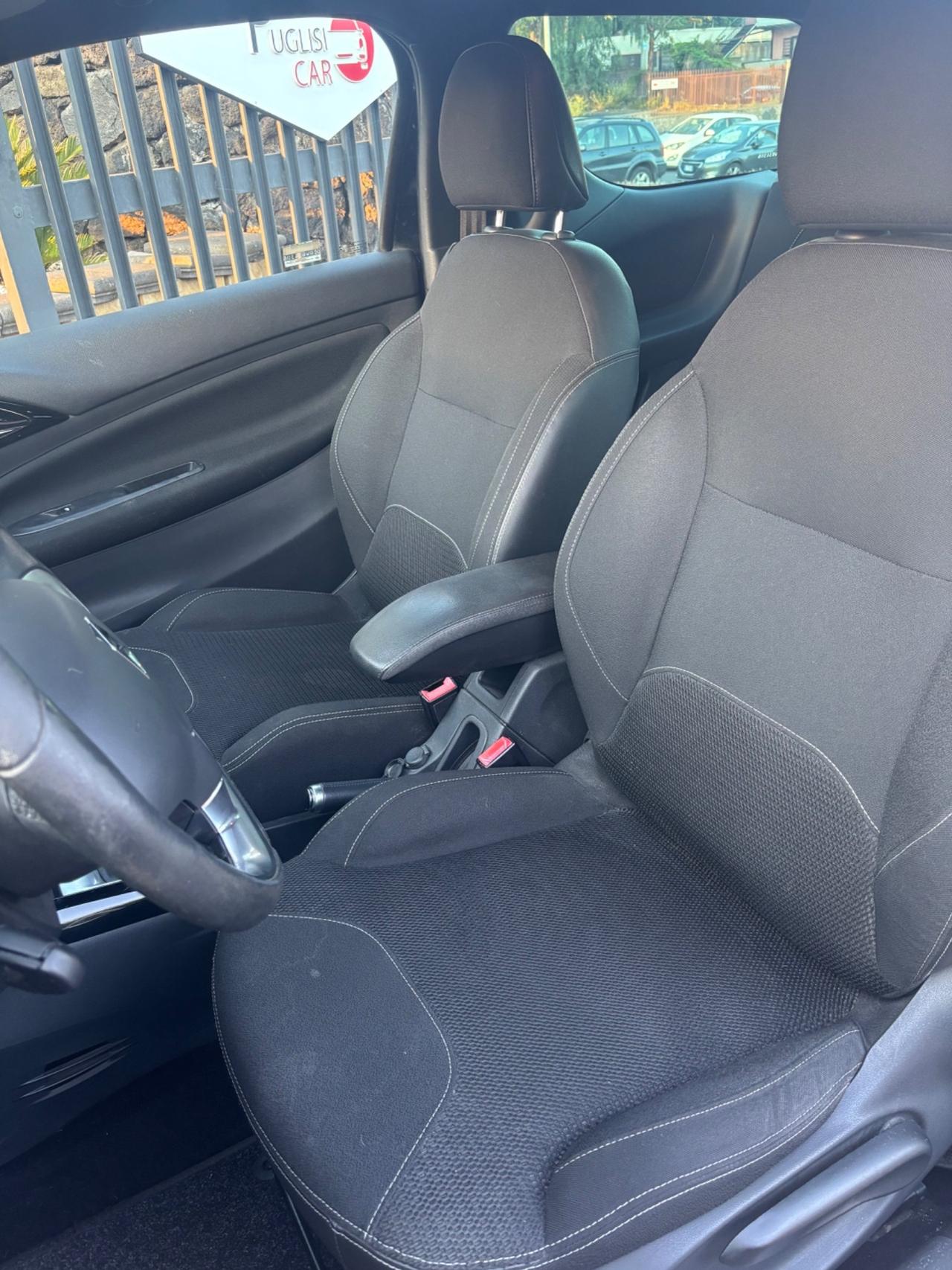 Ds DS3 3 1.4 HDi 70 Chic 2014