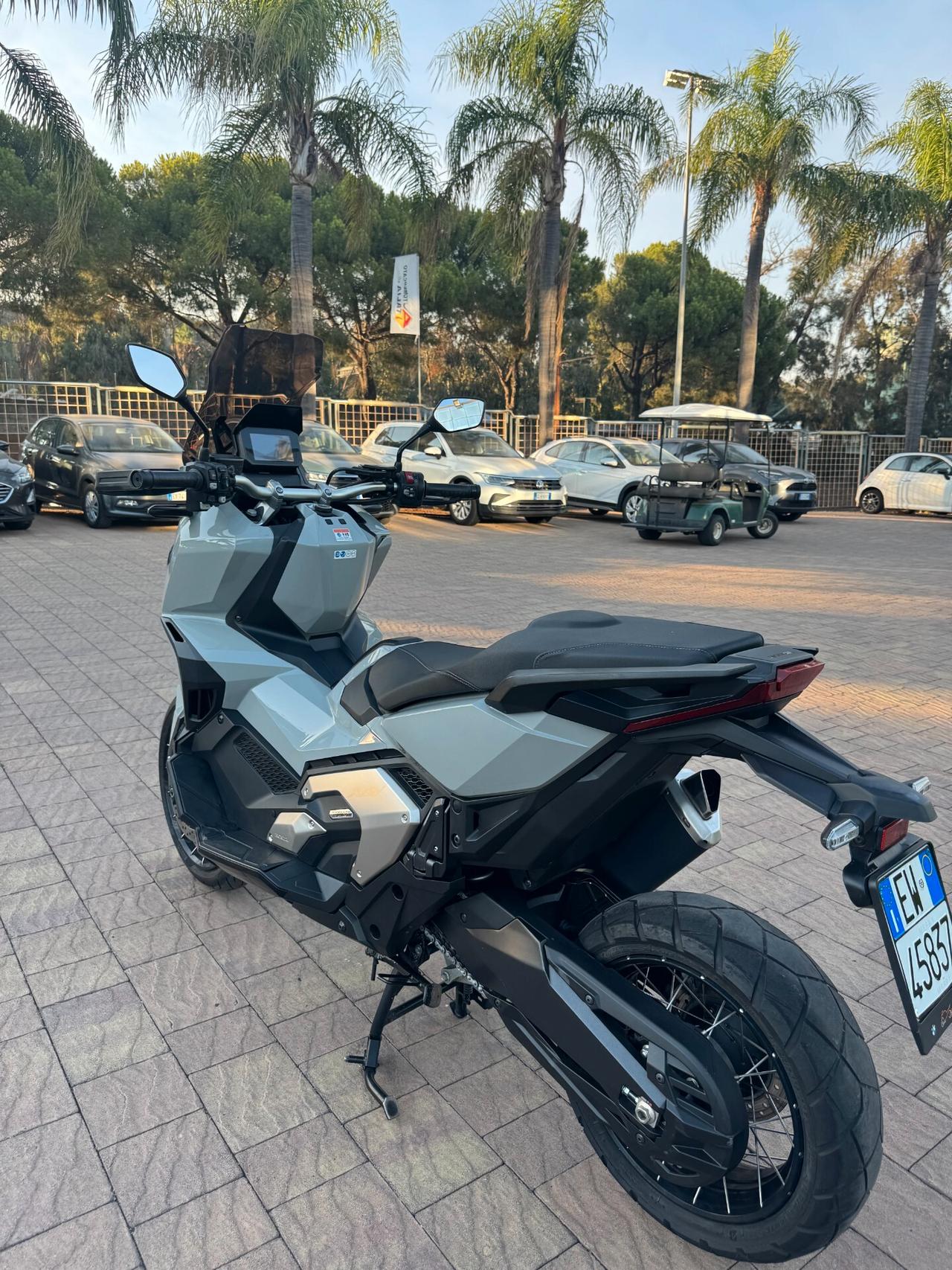 Honda X-ADV 750