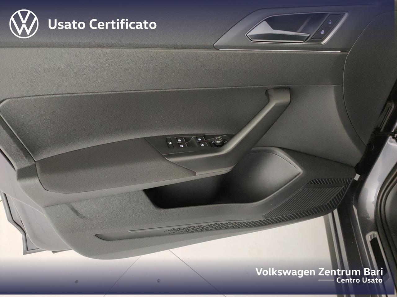 Volkswagen Polo 1.0 tsi r-line 95cv dsg