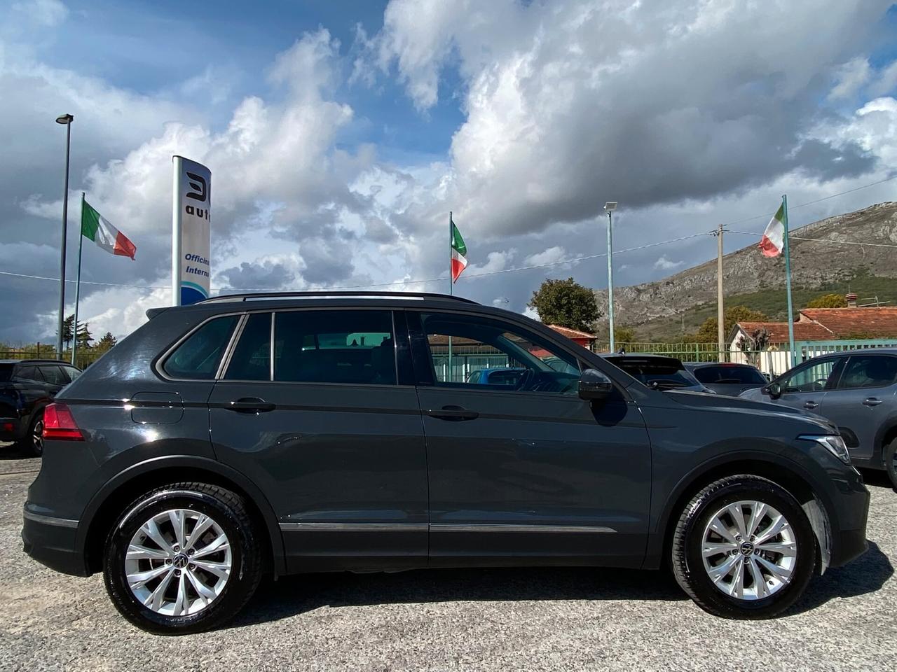 Volkswagen Tiguan 2.0 TDI 150 CV SCR DSG Modello Life