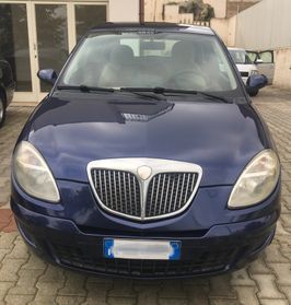 Lancia Ypsilon 1.2 Argento