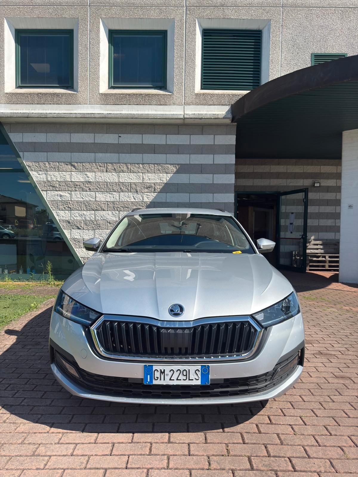 Skoda Octavia 2.0 TDI EVO SCR Wagon Executive