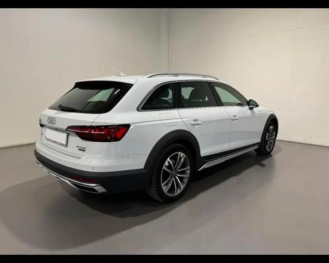 AUDI A4 allroad 40 TDI Quattro S tronic Identity Contrast