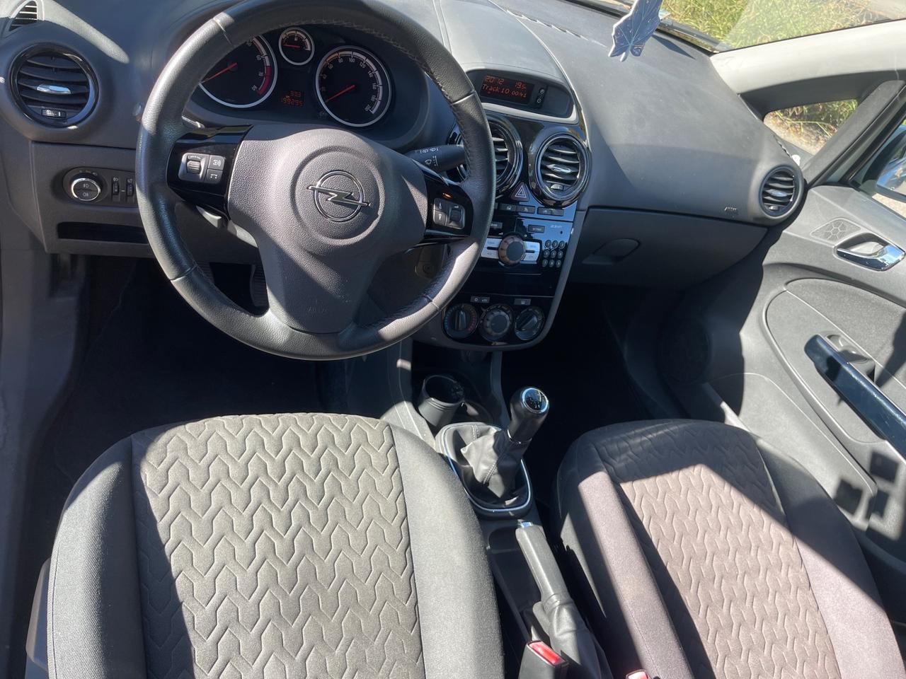 Opel Corsa 1.2 85CV 5 porte GPL-TECH Edition