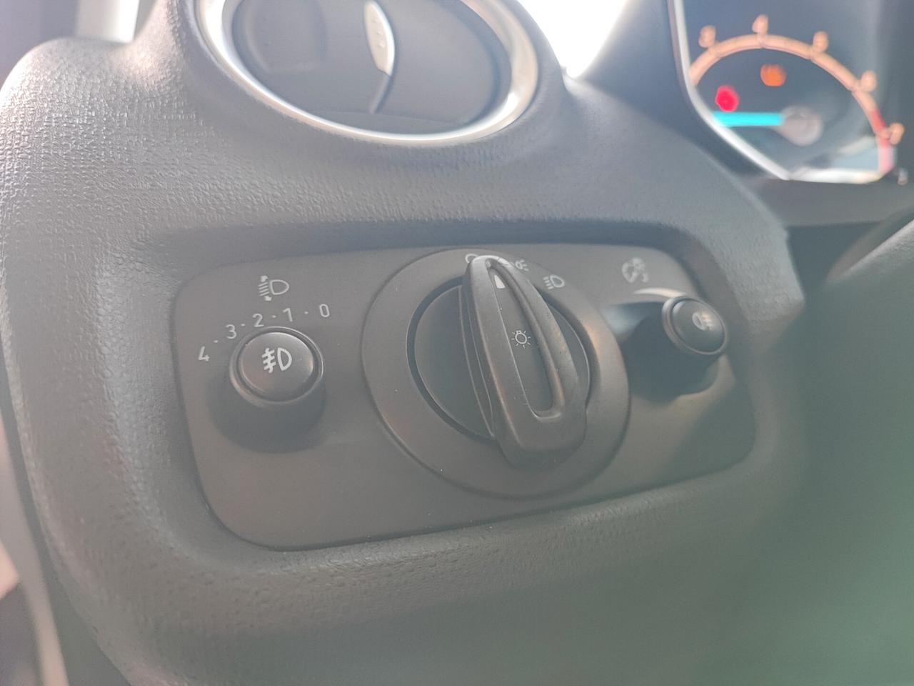 Ford Fiesta 1.4 5p. Bz.- GPL Titanium