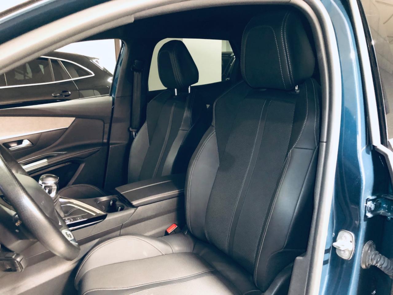 Peugeot 3008 PureTech Turbo 130 S&S EAT8 GT