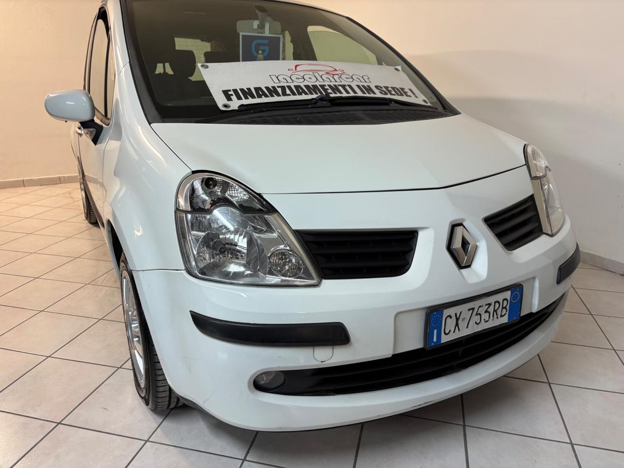 Renault Modus 1.2 16V Luxe Dynamique