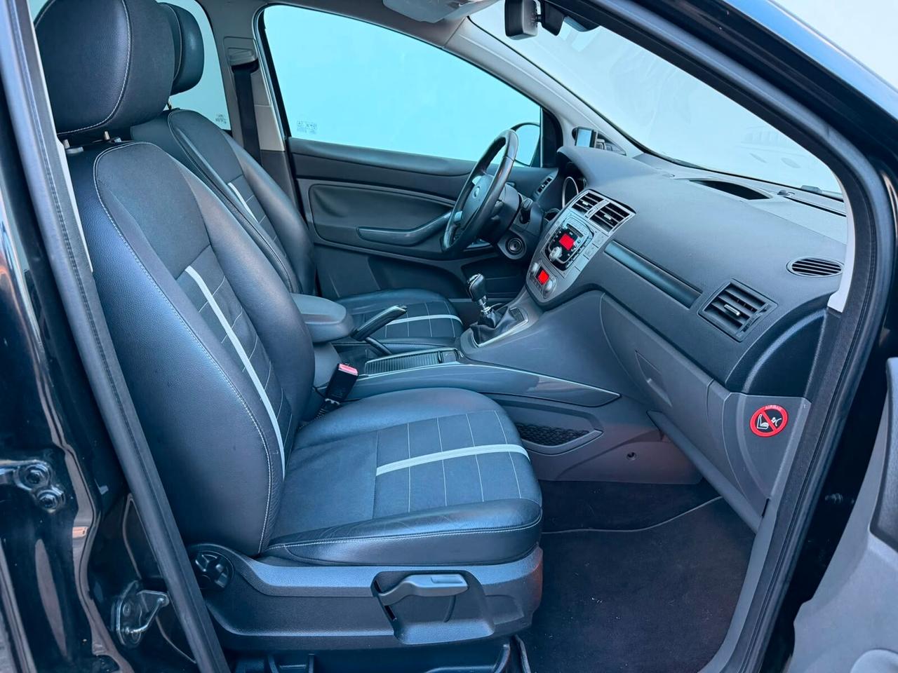 Ford Kuga 2.0 TDCi 136 CV 4WD Titanium TETTO