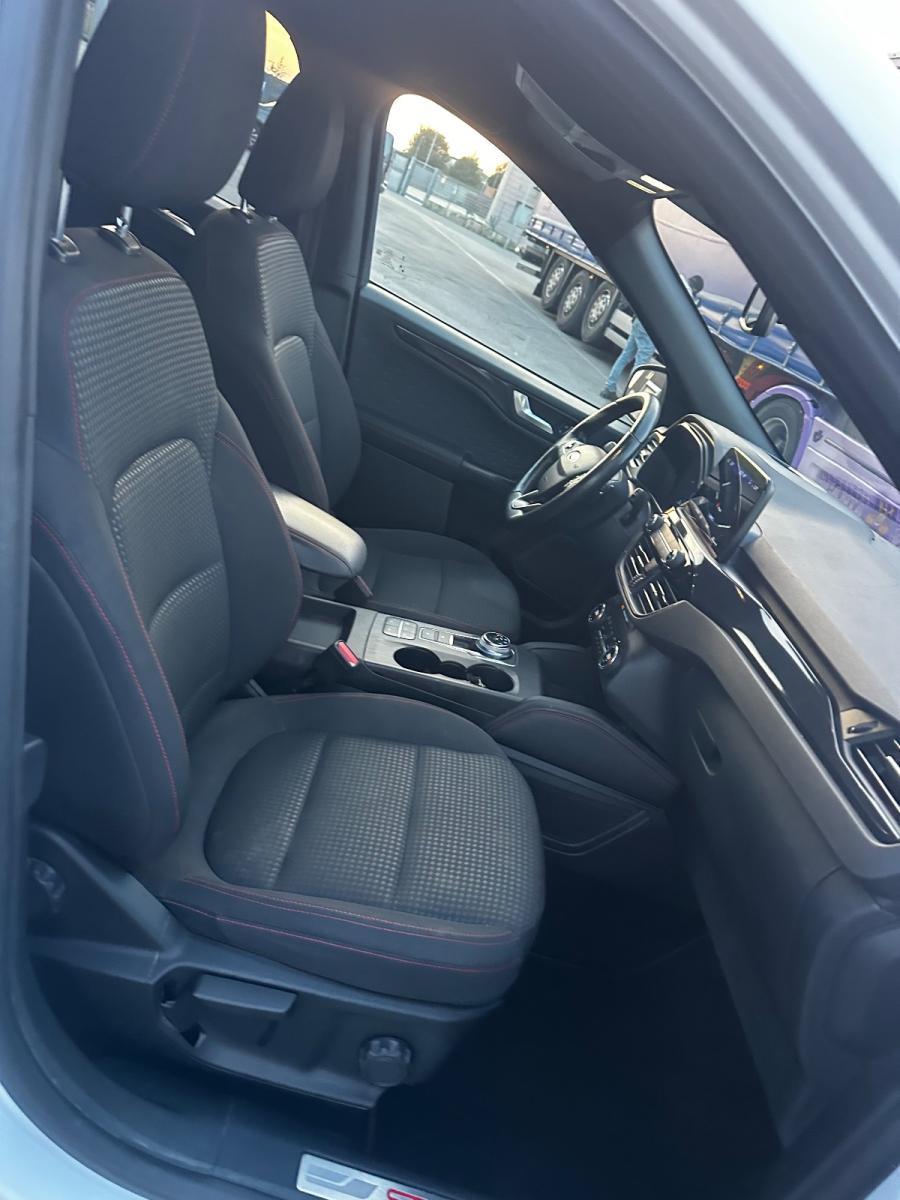 FORD - Kuga - 1.5 TDCI 120CV S&S 2WD ST-Line Bus.