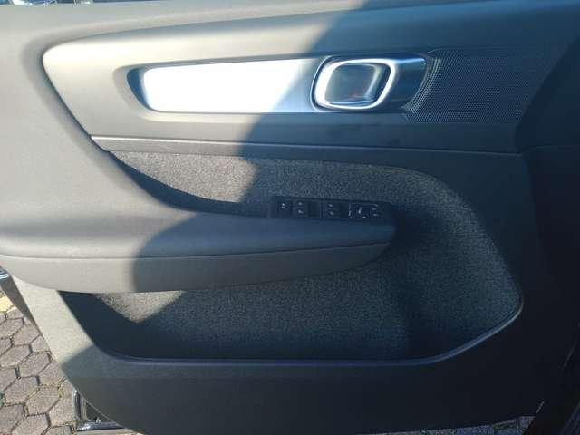 Volvo XC40 XC40 2023 2.0 b3 Core auto