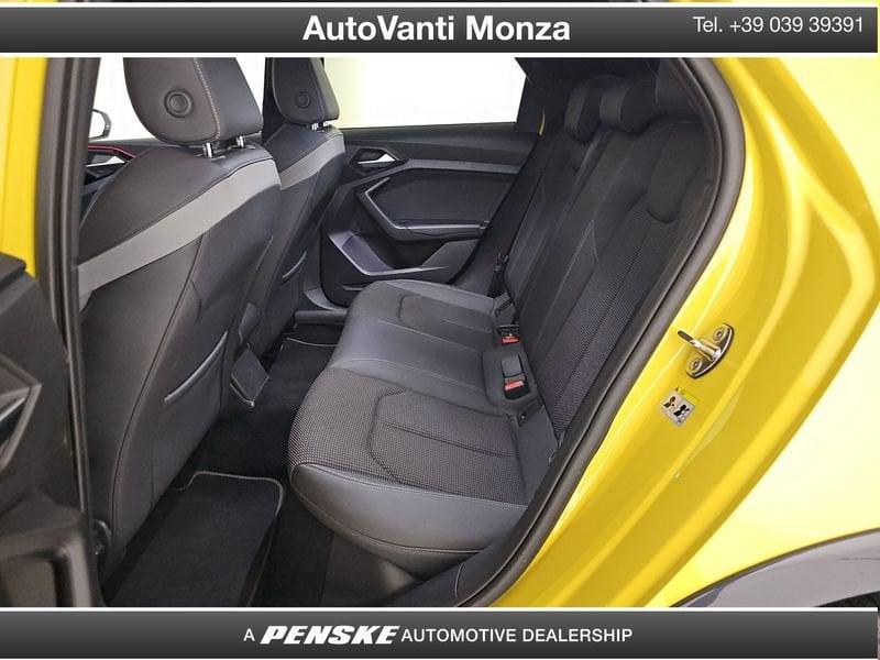 Audi A1 A1 Citycarver 30 1.0 tfsi Identity Contrast 116cv s-tronic