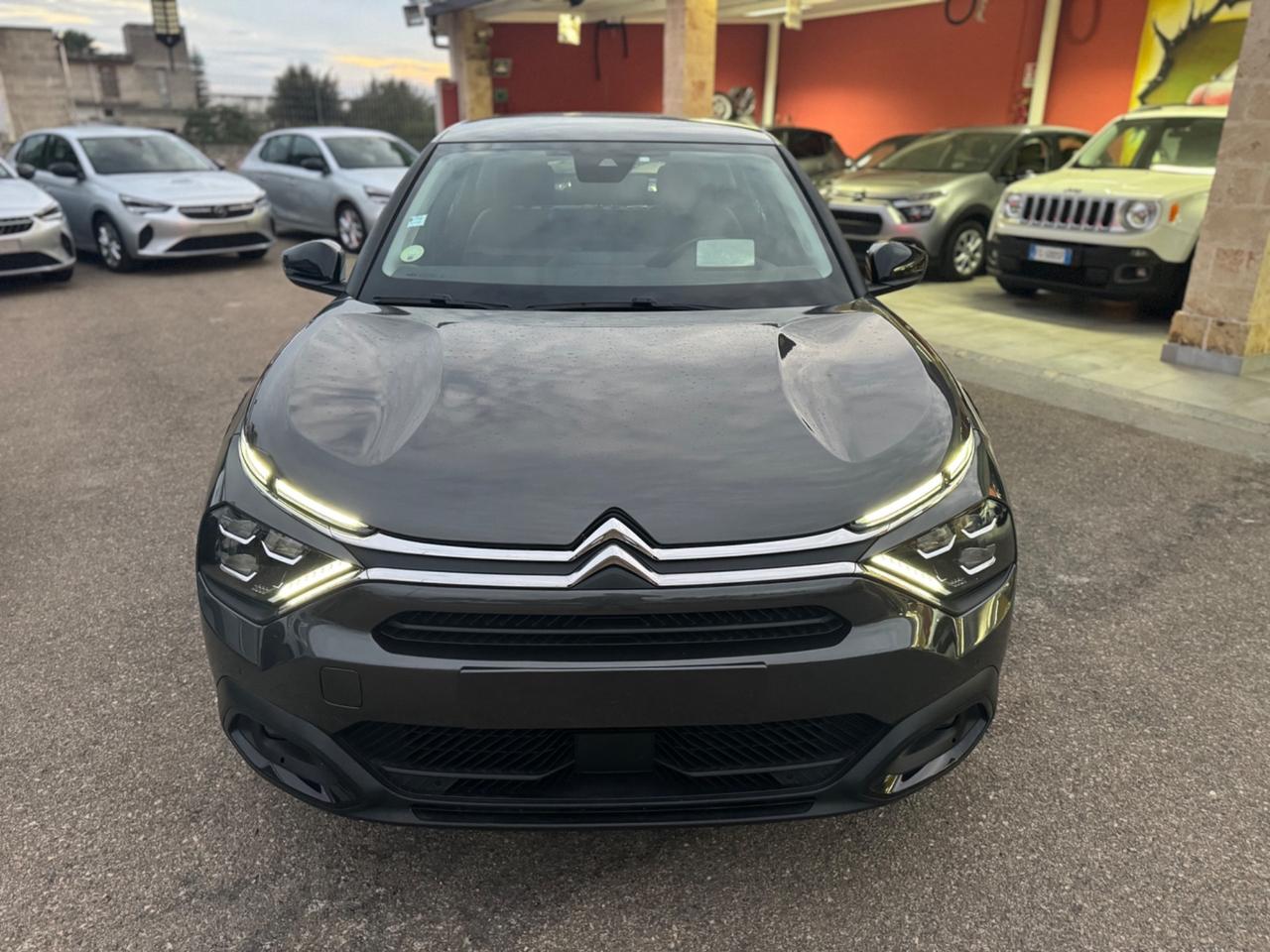 Citroen C4 BlueHDi 130 EAT8 Shine retrocam Sensori 360