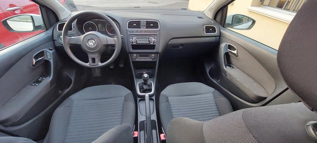 POLO 1,2 BENZINA TETTO APRIBILE X NEOPATENTATI SENSORI DI PARCHEGGIO IMPECCABILE