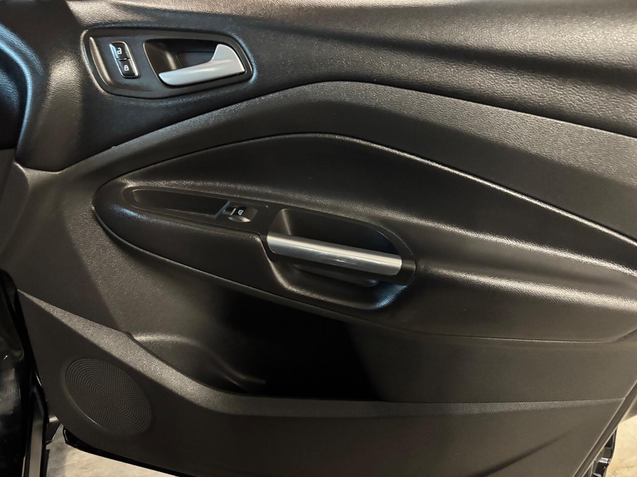 Ford Kuga 2.0 TDCI 4WD AUTOMATICA Titanium