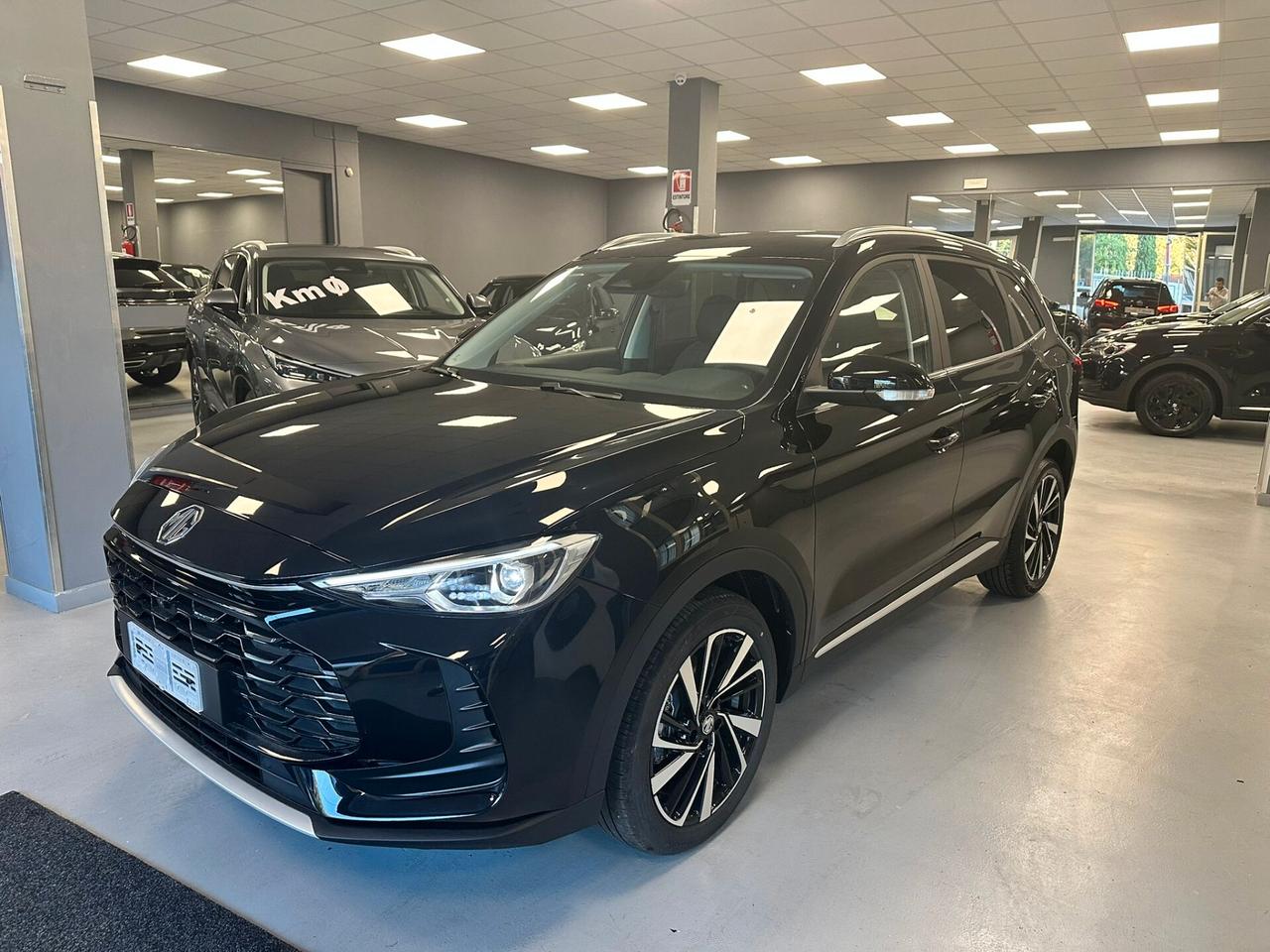 Mg ZS Hybrid+ Luxury SENZA VINCOLI