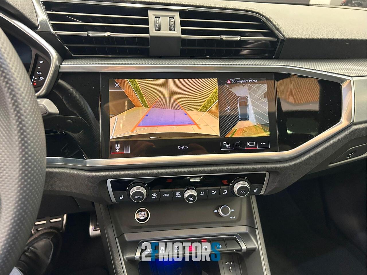 Audi Q3 SBK TDI quattro S tronic Identity Black