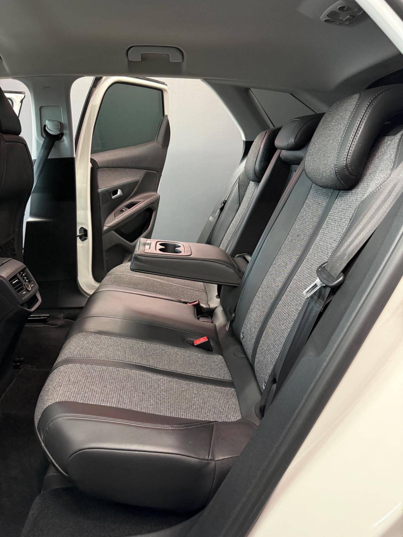 Peugeot 3008 1.6 BlueHDi 120 Cv EAT6 Allure Pack 2018