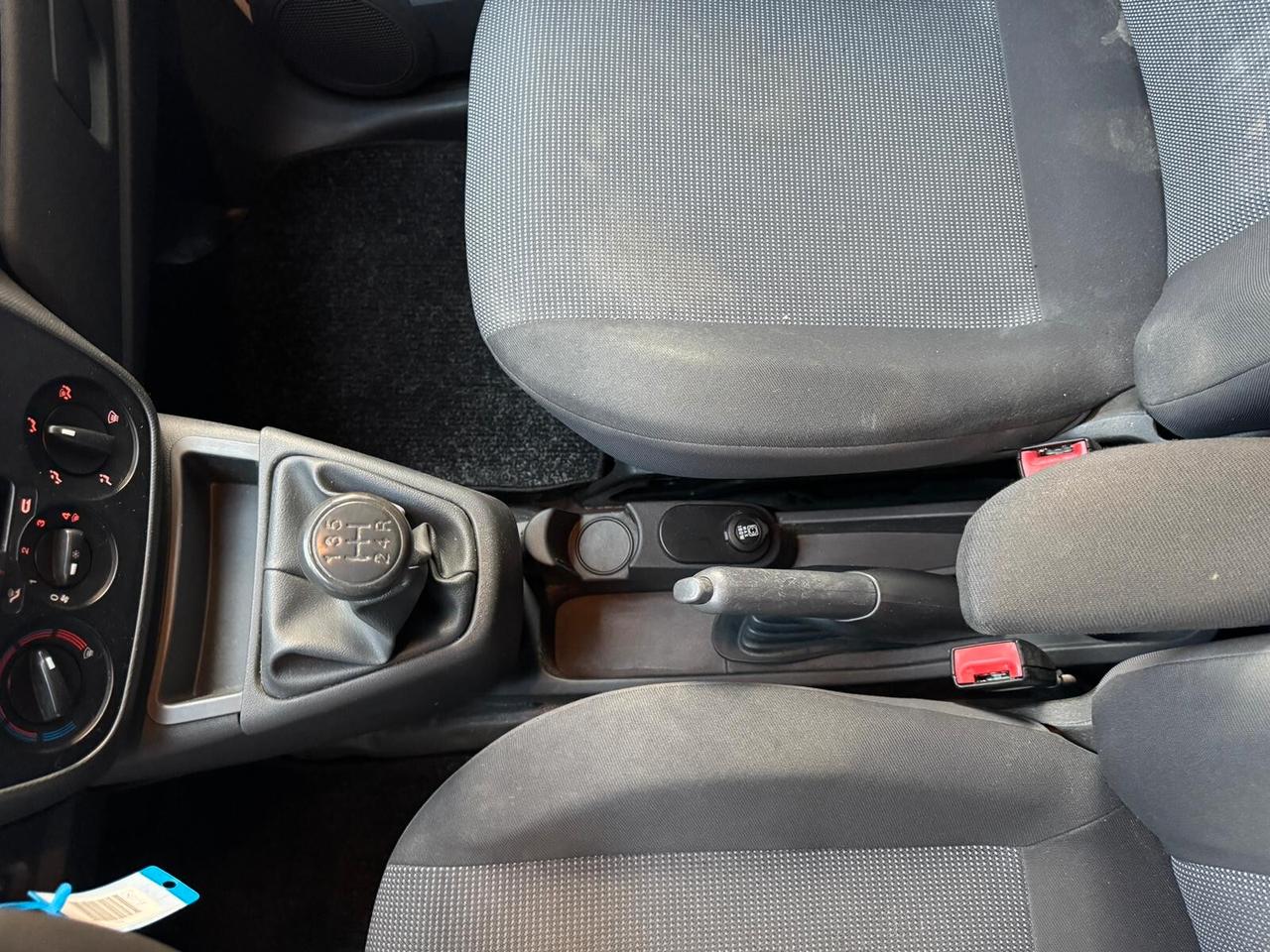 Peugeot Bipper Tepee 1.4 HDi 70CV Outdoor