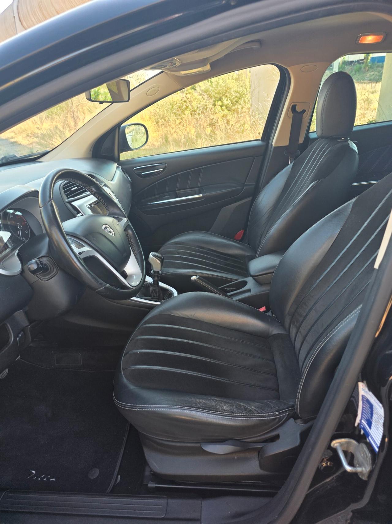 Lancia Delta 1.6 MJT DPF Platino