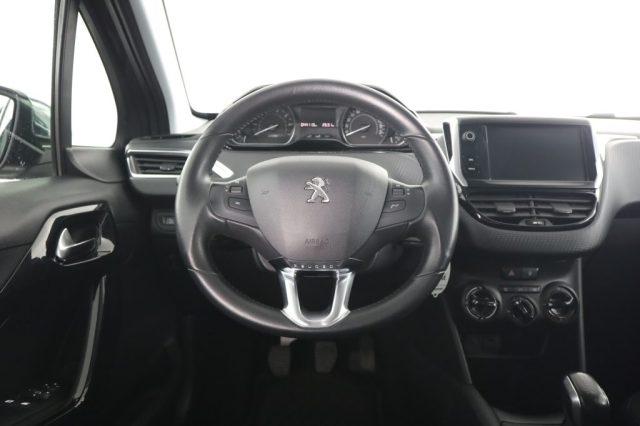 PEUGEOT 208 208 PureTech 82 5 porte Signature